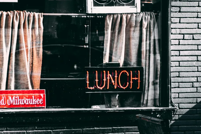 The Hour That Used to Matter: How America Forgot How to Take a Real Lunch Break